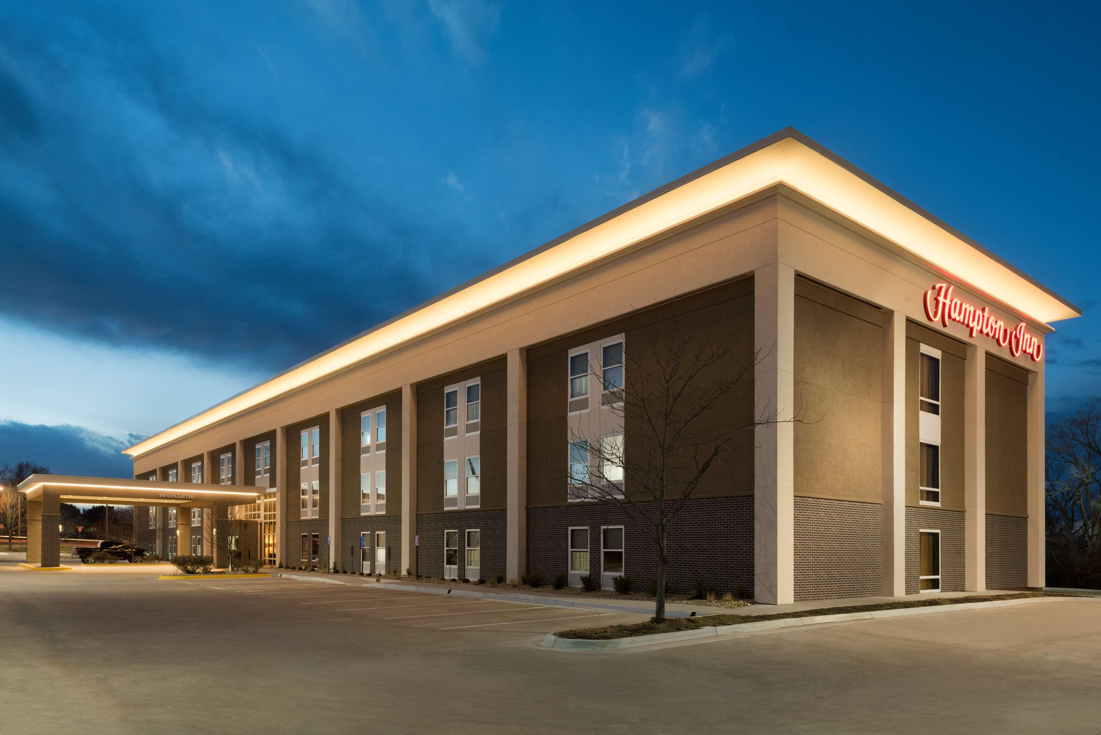 Hampton Hotel 3*