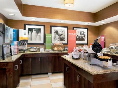 Hotel Hampton 3*