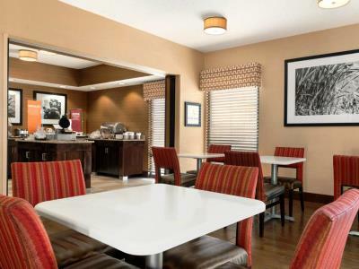 Hotel Hampton Lawrence
